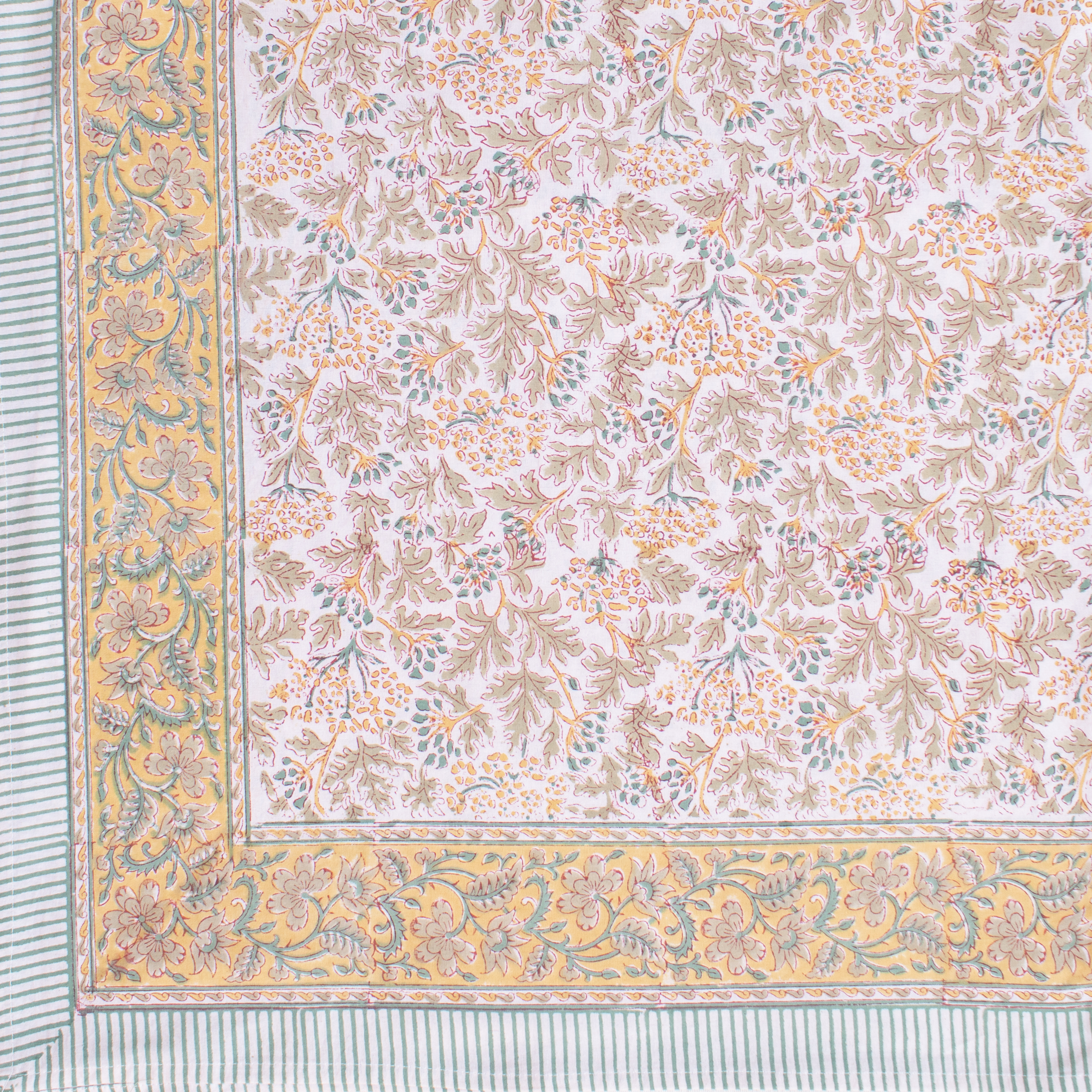 Kullu Oak Bedcover